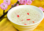 米酒能下奶嗎？產(chǎn)婦喝米酒能下奶嗎？