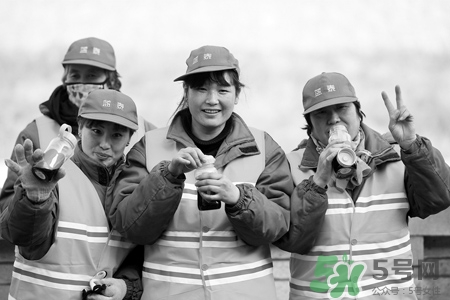 姜絲可樂要放水煮嗎？姜絲可樂需要加水嗎？