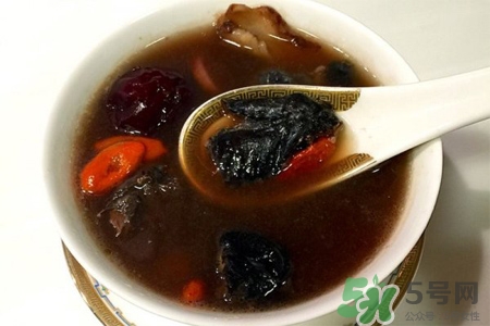 睡眠不好喝什么湯好？失眠喝什么湯好？