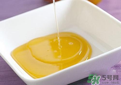 乳腺增生可以喝蜂蜜嗎？乳腺增生喝蜂蜜有用嗎？