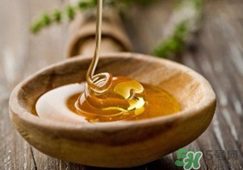 乳腺增生可以喝蜂蜜嗎？乳腺增生喝蜂蜜有用嗎？