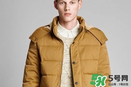 羽絨服洗完后毛不均勻怎么辦？羽絨服洗完后結(jié)塊怎么辦？