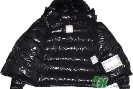 羽絨服可以脫水嗎？羽絨服能用洗衣機脫水嗎？