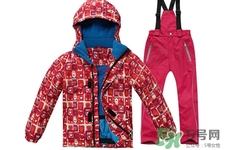 新羽絨服有味道正常嗎？新羽絨服有味道能穿嗎？