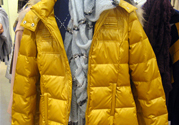 羽絨服需要干洗嗎？羽絨服干洗好還是水洗好？