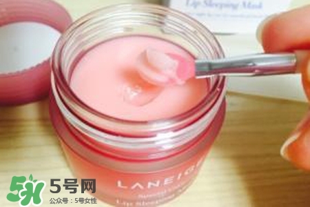 蘭芝唇膜怎么清洗？蘭芝唇膜需要用卸妝水清洗嗎？
