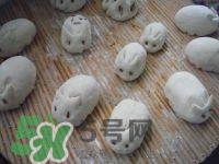 皮卡丘豆沙包的做法_皮卡丘豆沙包怎么做 皮卡丘豆沙包的做法_皮卡丘豆沙包怎么做