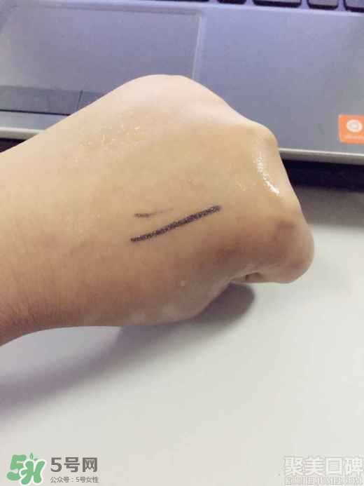 forencos眼線筆怎么用？forencos眼線筆使用方法