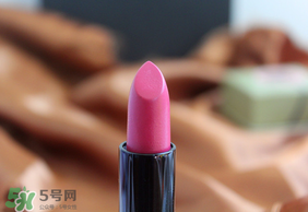 km唇膏孕婦可以用嗎？km唇膏好不好？