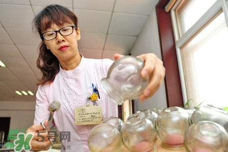 拔罐后可以喝酒嗎？拔罐后多久能喝酒？