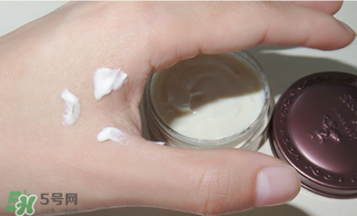 思親膚眼霜怎么樣？skin food眼霜適合年齡