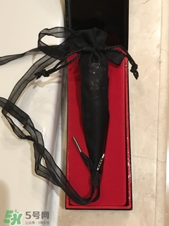 cl黑管口紅和金管有什么區(qū)別？cl黑管和cl金管哪個好？