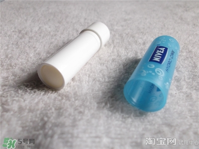 妮維雅唇膏和曼秀雷敦唇膏哪個(gè)好？妮維雅和曼秀雷敦對(duì)比