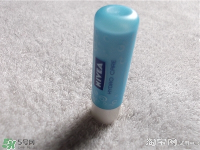 妮維雅唇膏和曼秀雷敦唇膏哪個(gè)好？妮維雅和曼秀雷敦對(duì)比