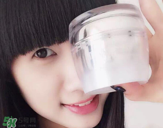 素顏霜會脫妝嗎？素顏霜會不會脫妝？