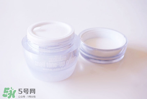 素顏霜有防曬功能嗎？素顏霜能防曬嗎？