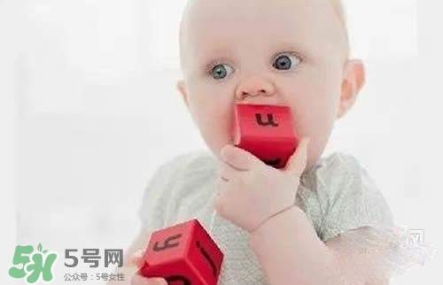 寶寶喜歡撞頭是怎么回事？寶寶喜歡撞頭怎么辦？