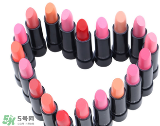 口紅可以帶上飛機(jī)嗎？坐飛機(jī)可以帶口紅嗎？