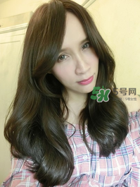 產(chǎn)后怎么護(hù)理頭發(fā)？生寶寶后頭發(fā)怎么護(hù)理