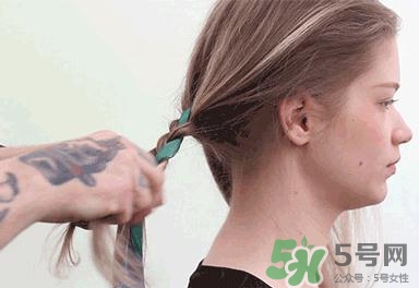 頭發(fā)怎么扎不容易散？怎么扎頭發(fā)不散