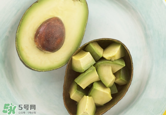 切開(kāi)的牛油果怎么保存？牛油果切開(kāi)后能放多長(zhǎng)時(shí)間？