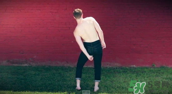 過年男生穿什么衣服？過年男生穿衣搭配