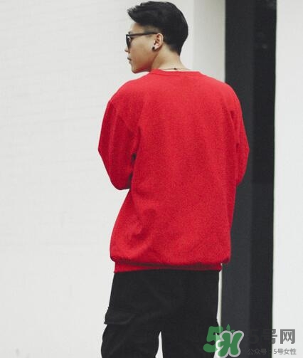 過年男生穿什么衣服？過年男生穿衣搭配