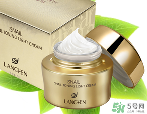 藍(lán)秀素顏霜怎么用？藍(lán)秀素顏霜使用方法