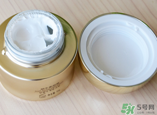 藍(lán)秀素顏霜怎么用？藍(lán)秀素顏霜使用方法