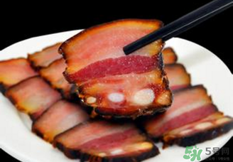 腌咸肉一斤肉放多少鹽？腌咸肉一斤肉放鹽比例