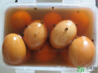 腌雞蛋臭了還能吃嗎？腌雞蛋臭了怎么辦？