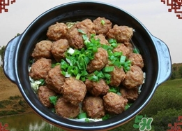 一顆肉丸子的熱量是多少？哪種做法的肉丸子熱量最低？