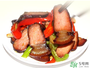 腌肉長蛆還能吃嗎？腌肉長蛆的原因