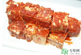 霉豆腐發(fā)霉了還能吃嗎？霉豆腐發(fā)霉有幾種顏色？