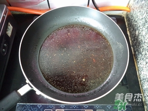 肉丸子可以用面粉嗎？肉丸子用什么粉？