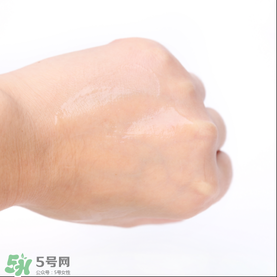 isoi玫瑰精華好用嗎？伊所愛玫瑰精華怎么樣？
