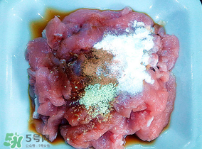 腌肉用什么粉？腌肉可以用面粉嗎？