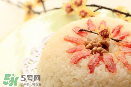 八寶飯的熱量是多少？吃八寶飯會(huì)發(fā)胖嗎？