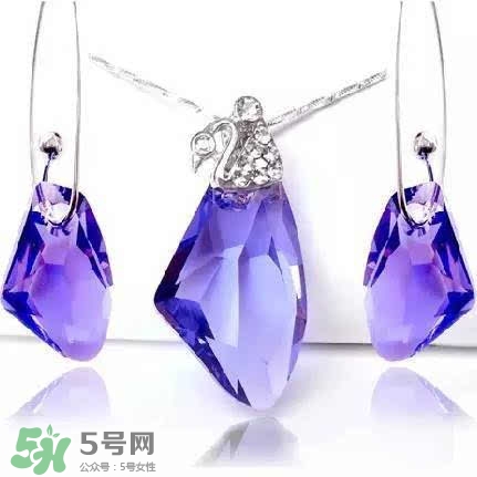 施華洛世奇是什么材質(zhì)？施華洛世奇是真水晶嗎？