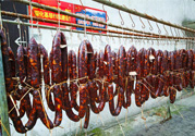 一斤肉可以做多少香腸？一斤豬肉能做多少臘腸？