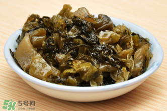 腌酸菜多長(zhǎng)時(shí)間能吃？酸菜腌制多長(zhǎng)時(shí)間可以吃？