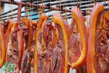 一斤熏肉需要放多少鹽？腌熏肉放多少鹽合適？