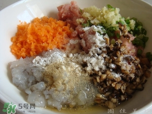 一斤糯米可以做多少個糯米丸子？一斤糯米可以做多少糯米圓子？