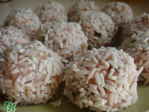 一斤糯米可以做多少個糯米丸子？一斤糯米可以做多少糯米圓子？