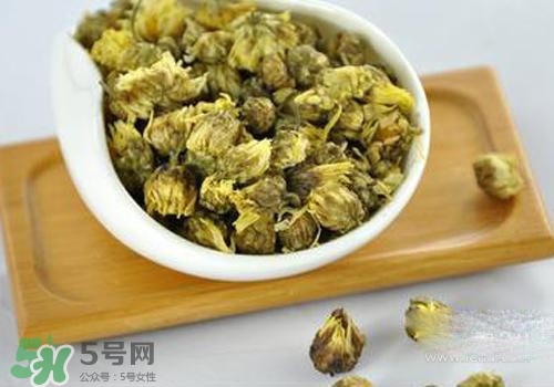 金銀花和菊花哪個去火效果好一些？金銀花和菊花茶哪個好？
