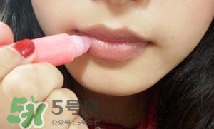 唇線筆可以當(dāng)口紅嗎？唇線筆和口紅的區(qū)別？