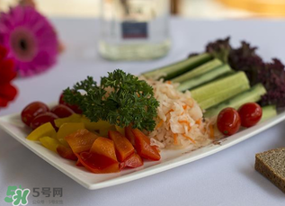 腌菜放多少鹽？腌菜放鹽的比例