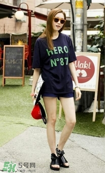 李圣經(jīng)的衣服什么牌子？李圣經(jīng)衣服同款