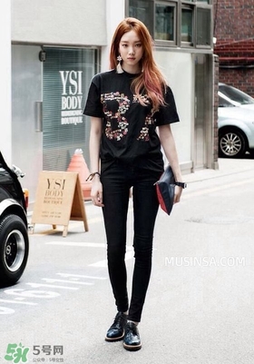 李圣經(jīng)的衣服什么牌子？李圣經(jīng)衣服同款