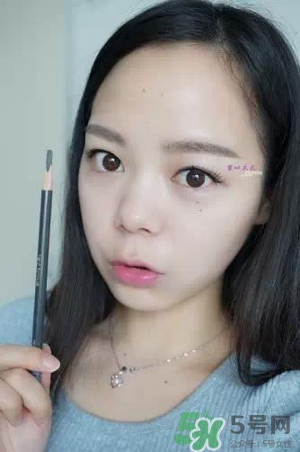 2017年流行什么眉型？2017年最流行眉毛介紹